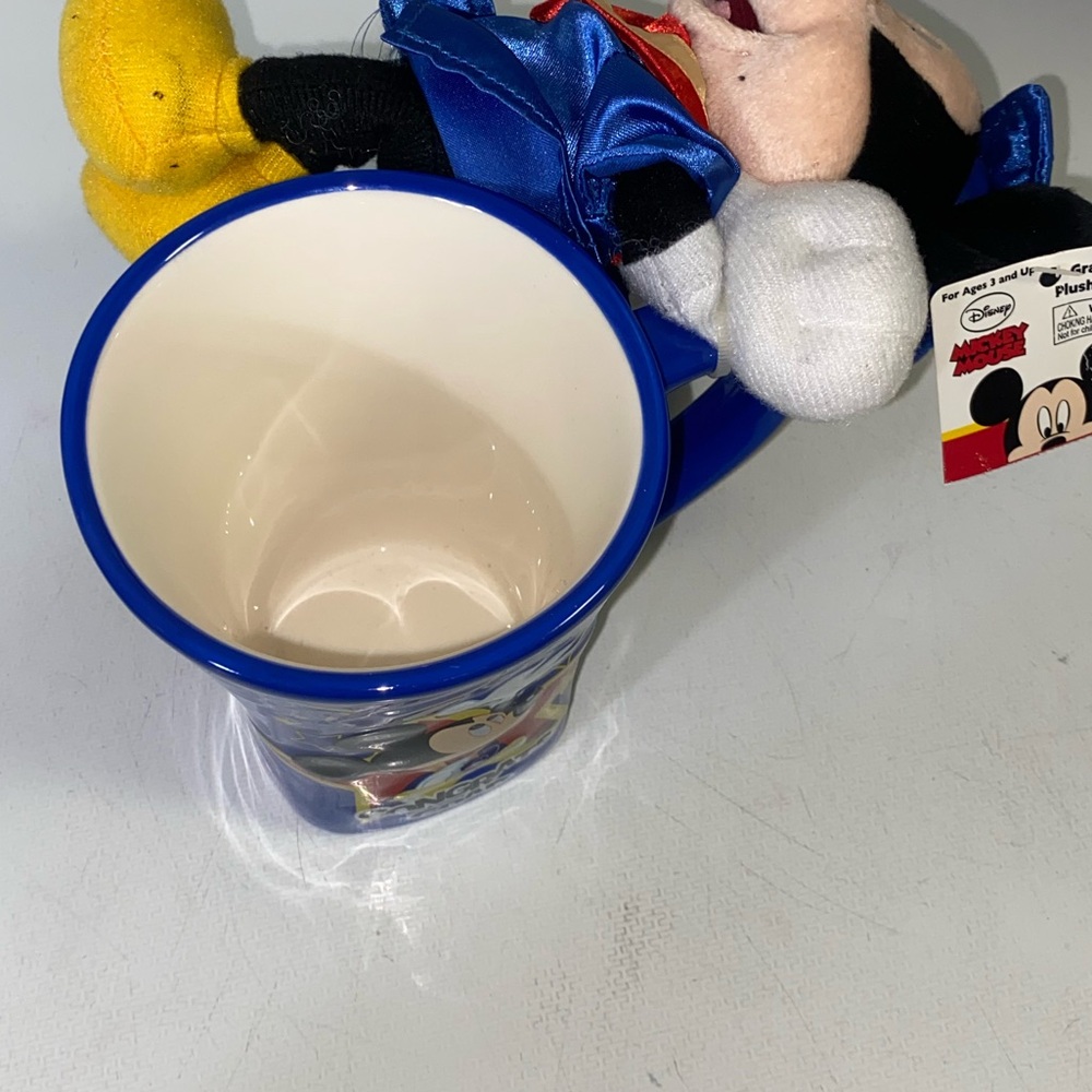 🆕 DISNEY Mickey Mouse Graduation Mug and Plushie - Picture 4 of 5